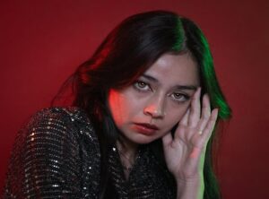 letras de new west those eyes